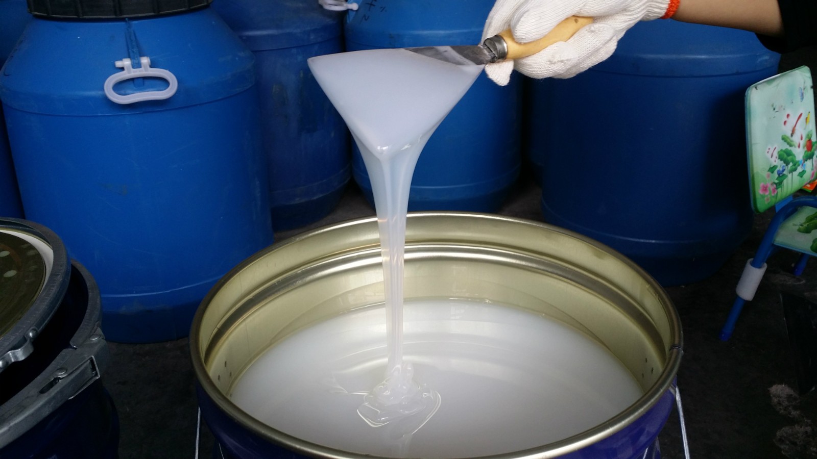 工業(yè)級(jí)模具硅膠膨脹怎么辦 ？