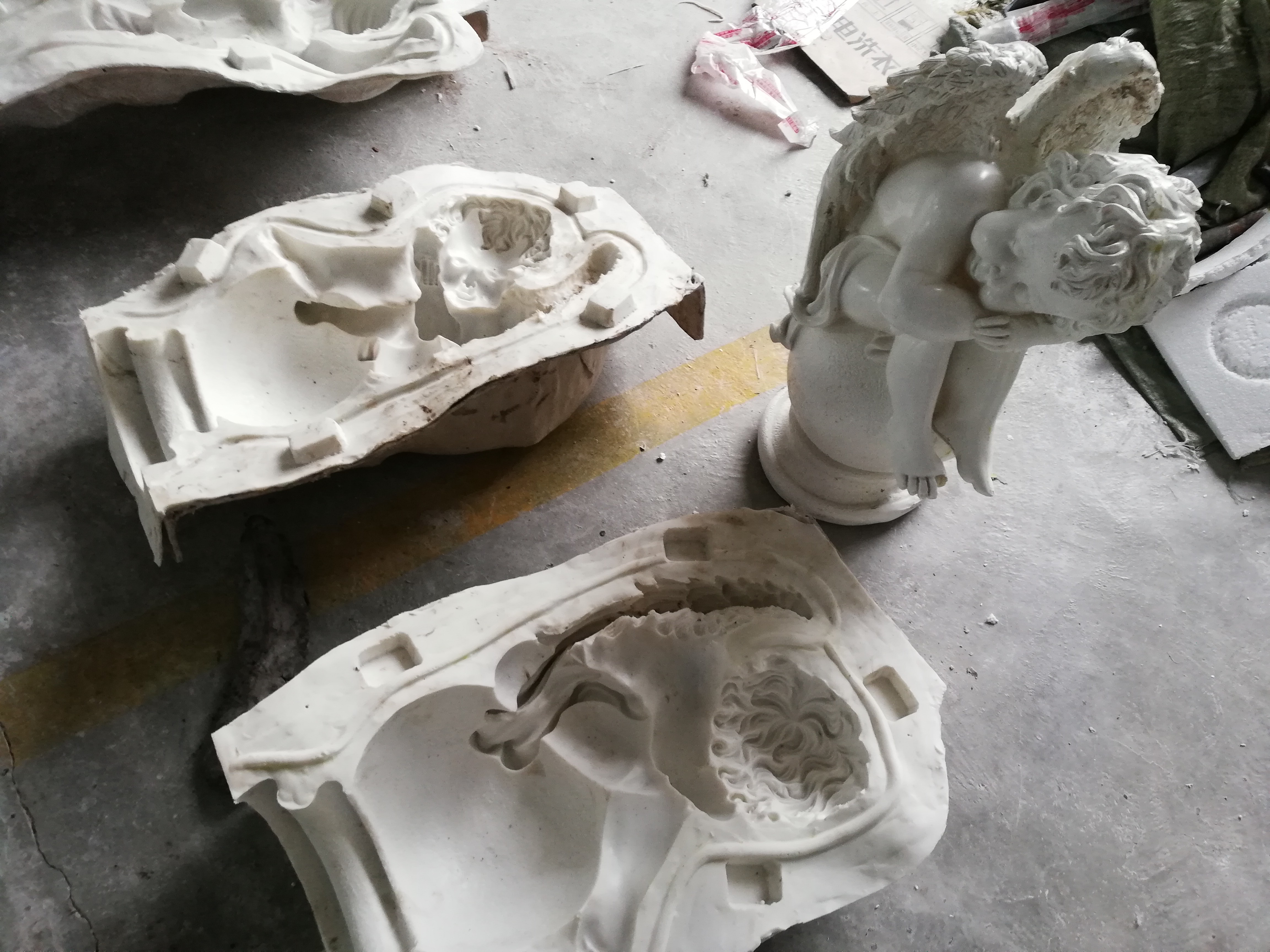 縮合型模具硅膠怎么開(kāi)分片模 ？
