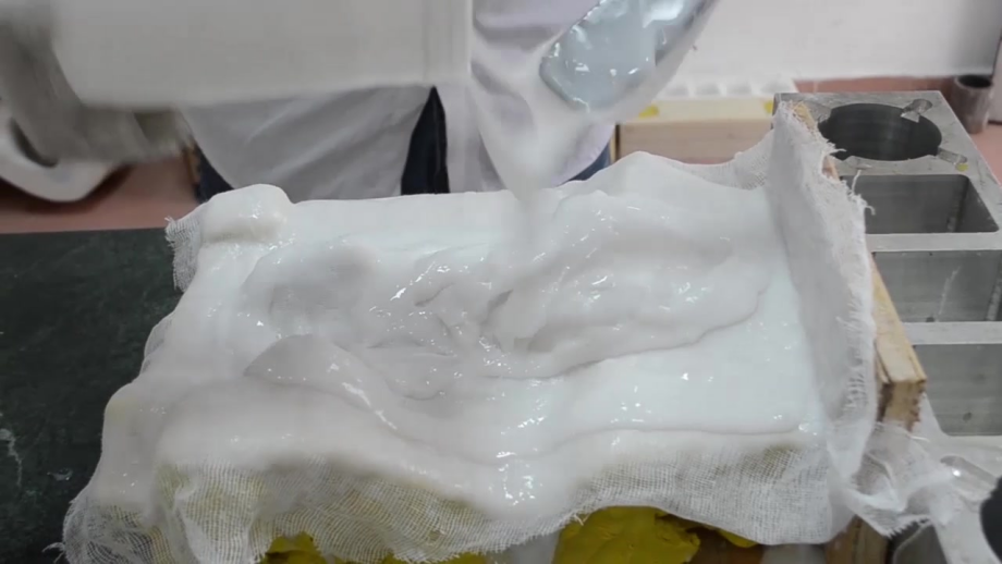 模具硅膠刷模如何使用，有什么需要注意的 ？