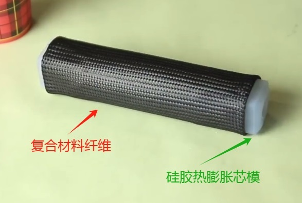 定制化時(shí)代如何選擇碳纖維復(fù)合材料成型工藝中用的硅橡膠？